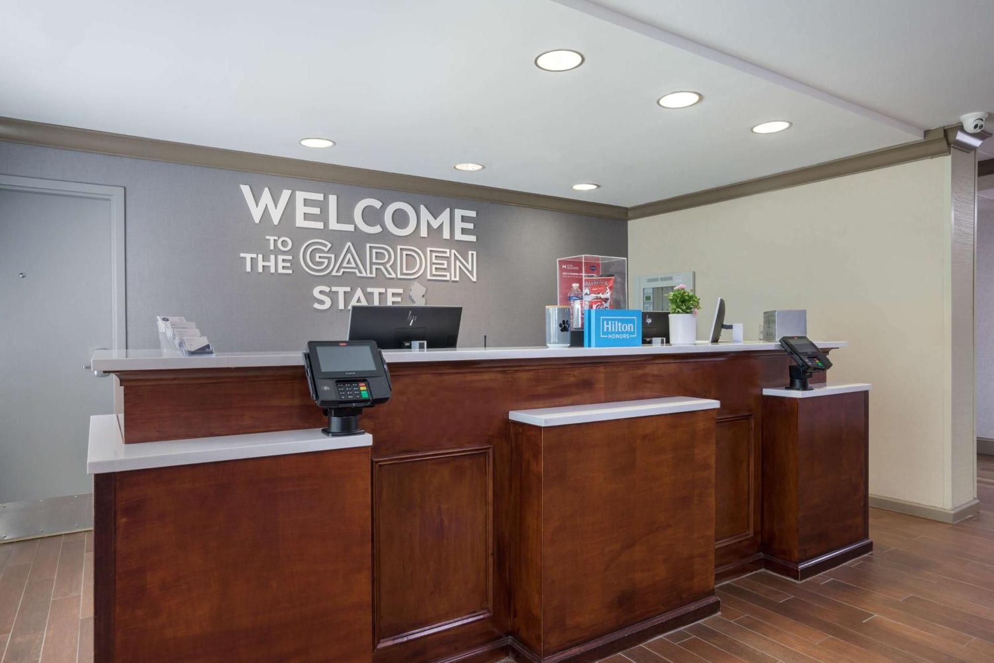 Hampton Inn Princeton Exteriér fotografie
